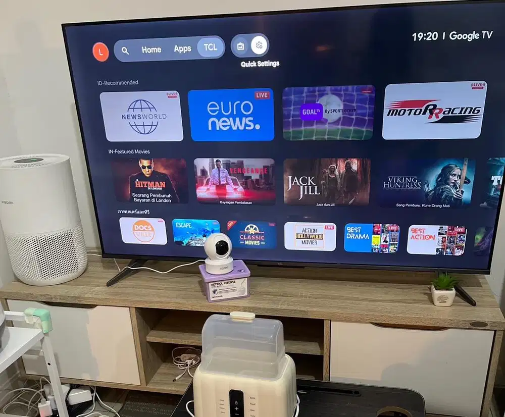 TV TCL 43 Inch Kondisi OK (Sudah termasuk Meja TV dan Air Purifier)