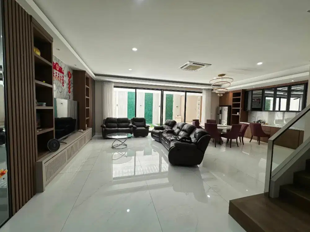 Jual rumah bangun sendiri Raffles Garden Citraland Surabaya