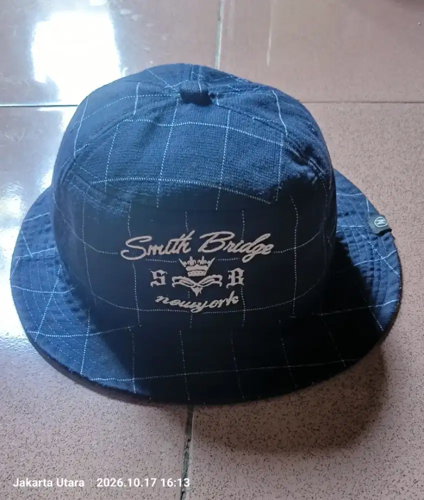 Bucket hat Smith bridge logo bordir