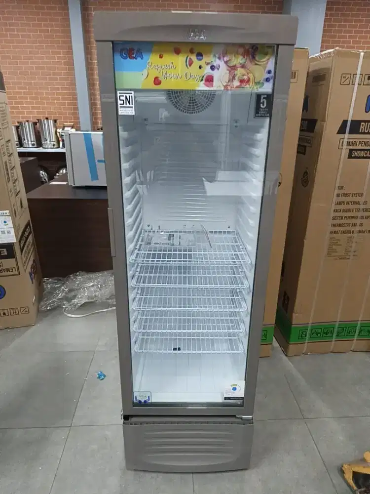 Showcase GEA NEW 5rak EXPO37FRN 271liter