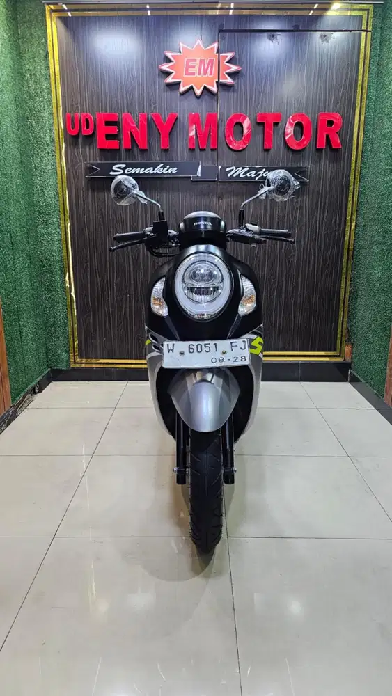 ENY MOTOR - HONDA NEW SCOOPY FASHION TH 2023 - LOW KM