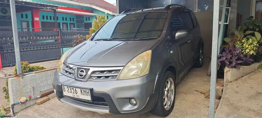 Nissan Livina X-Gear 2011 matic AT