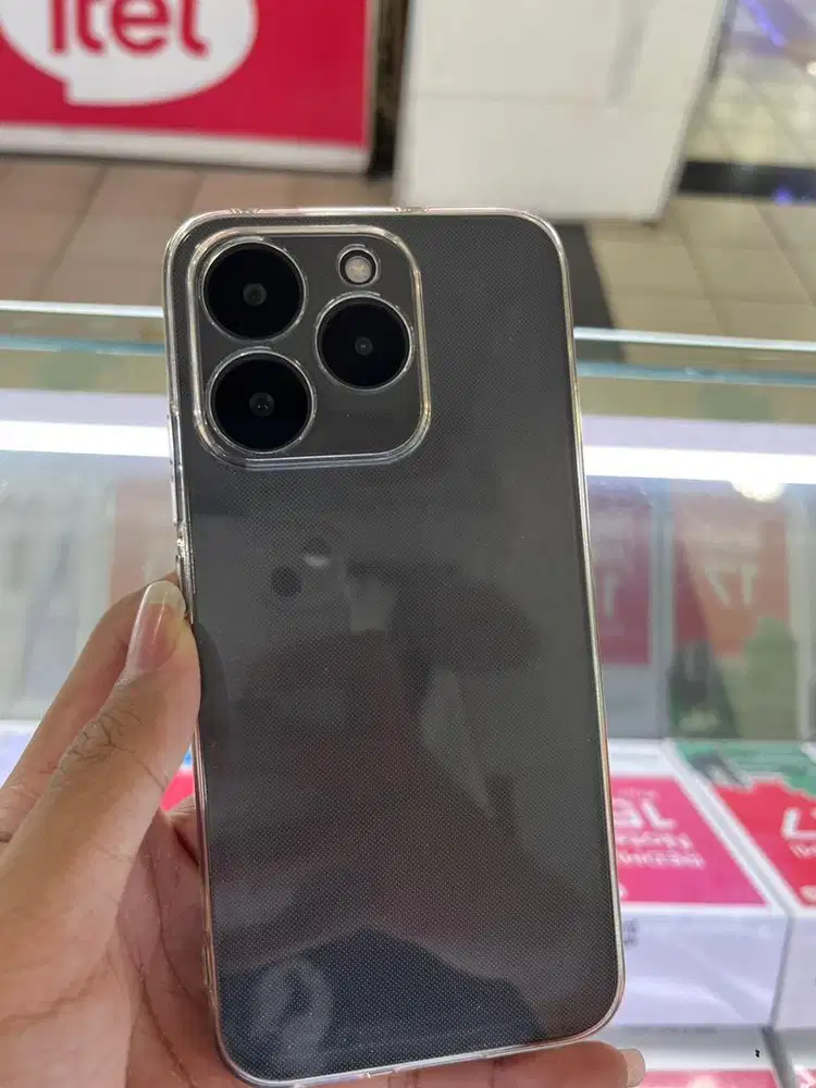 Second Realme 15T 8/256 Black