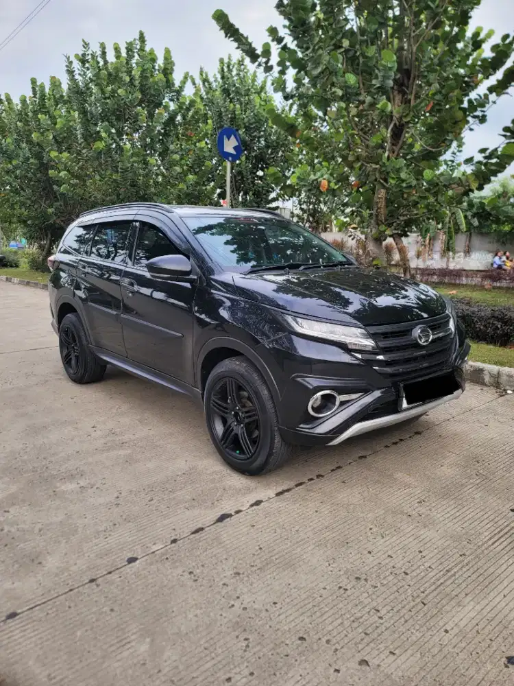 DI JUAL CEPAT DAIHATSU TERIOS R MATIC TAHUN 2018 HITAM