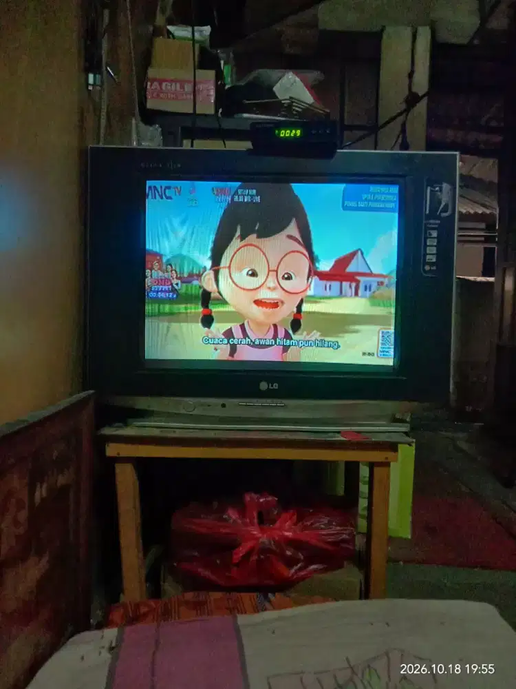 TV LG Slim 21 Tabung & STB