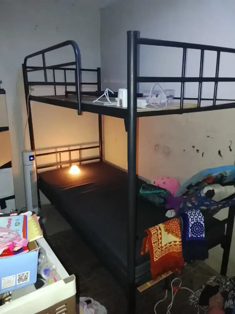 Ranjang tidur 2 susun