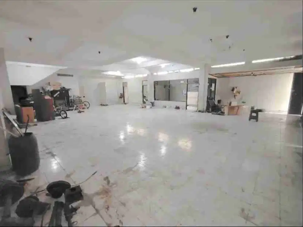 ruang usaha di pusat kota dekat moch toha tegalega Ciateul Bandung