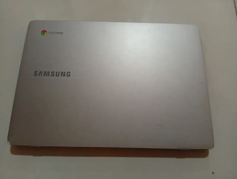 Samsung Chromebook 4 minus LCD