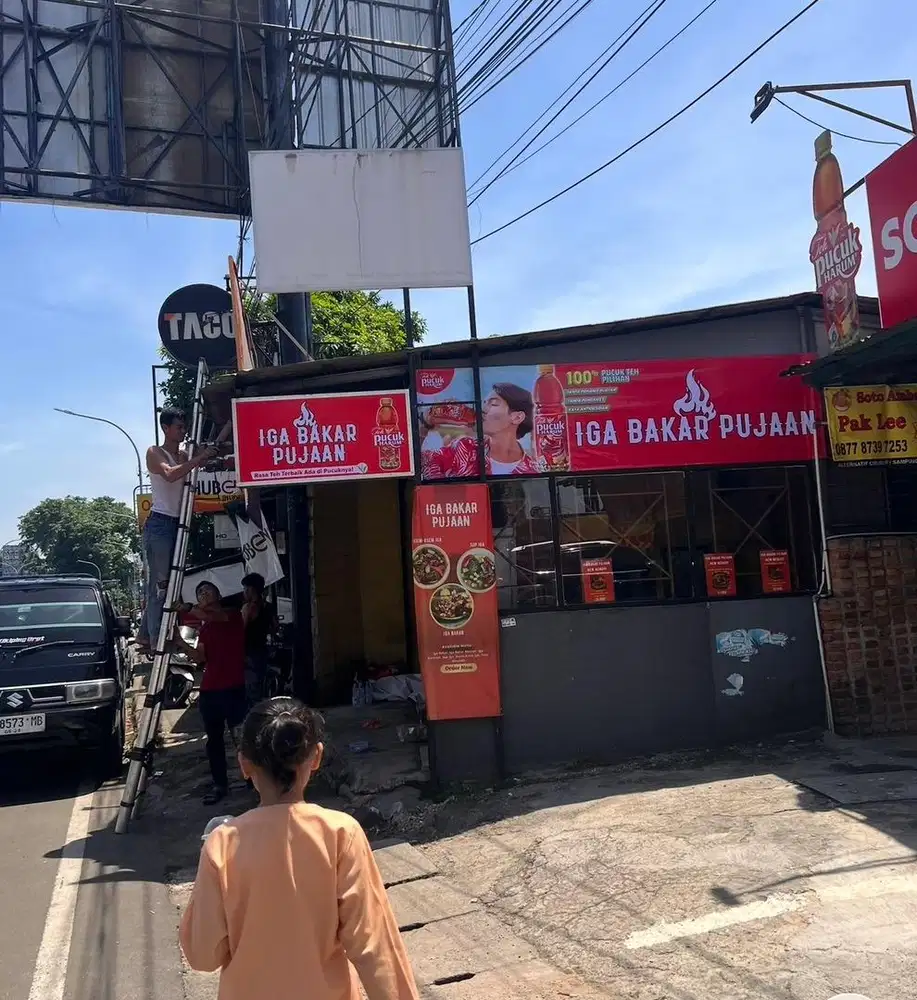 Dibutuhkan . Helper . Khusus wanita domisili cibubur