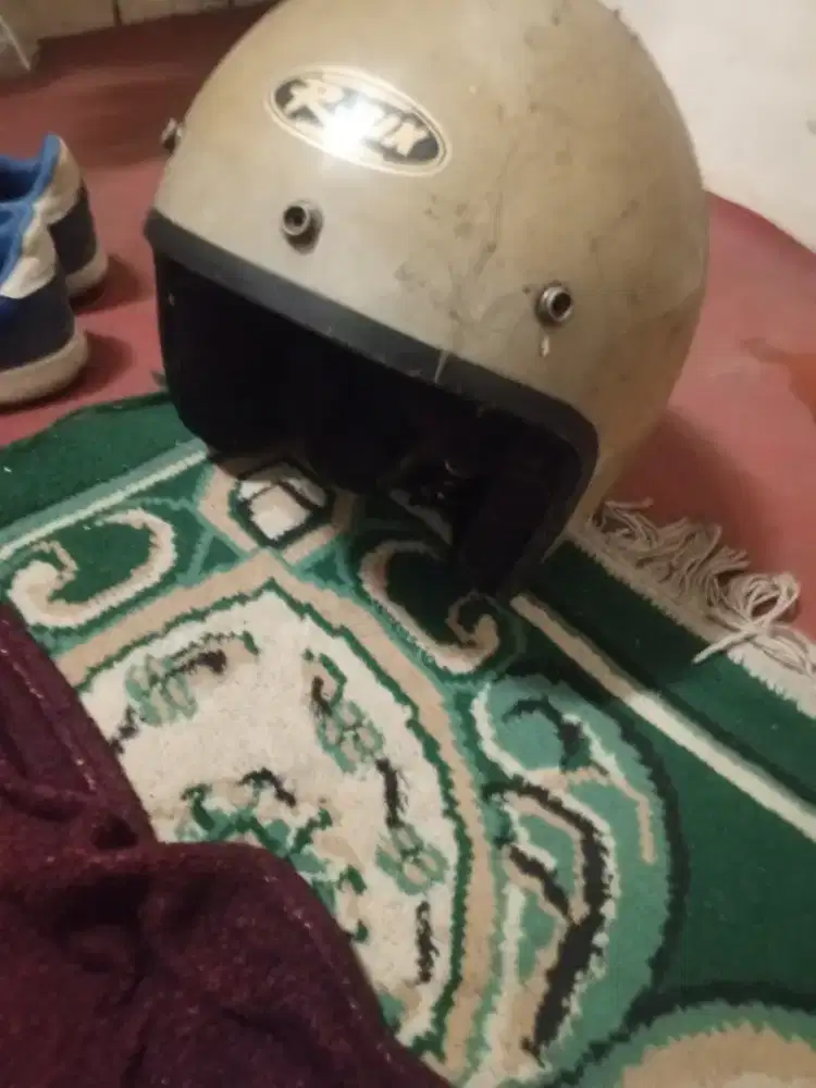 Helm bogo kondisi kotor no minus pemakaian ajah