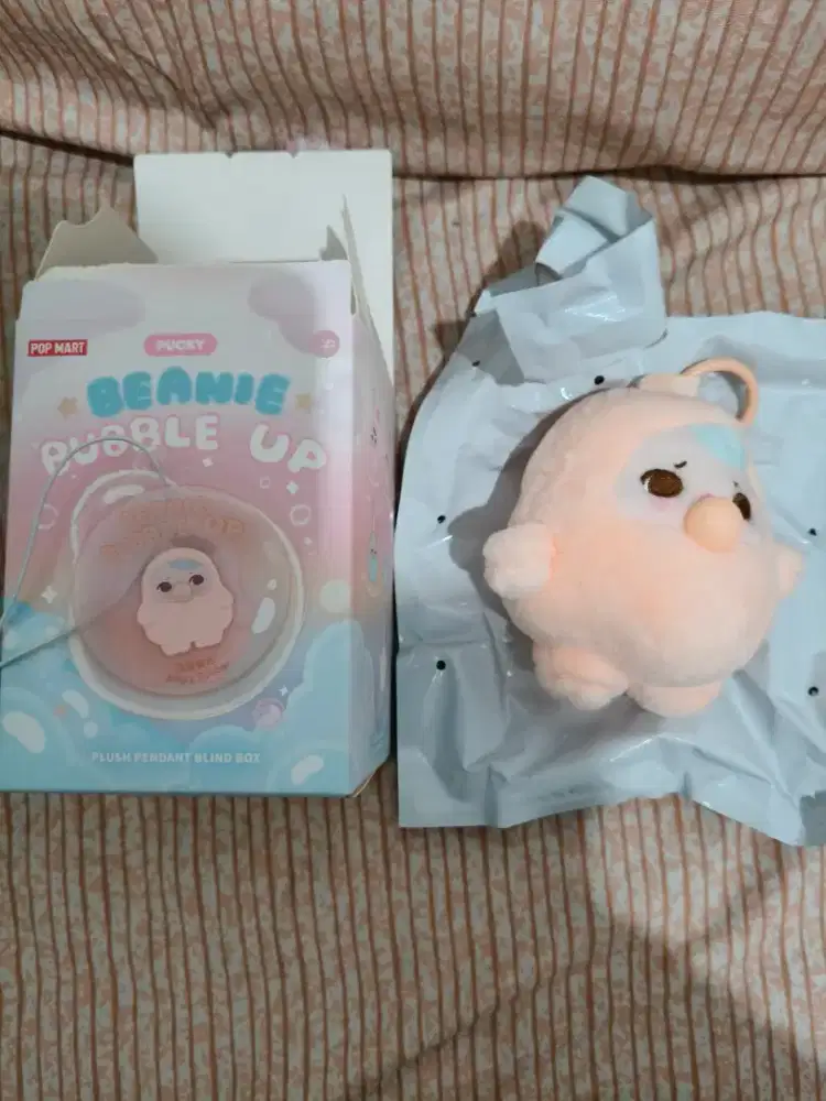 Pucky Beanie Bubble Up