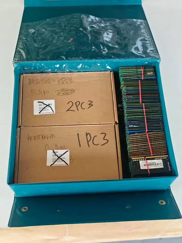 RAM DDR3 PC3 untuk Pengepul