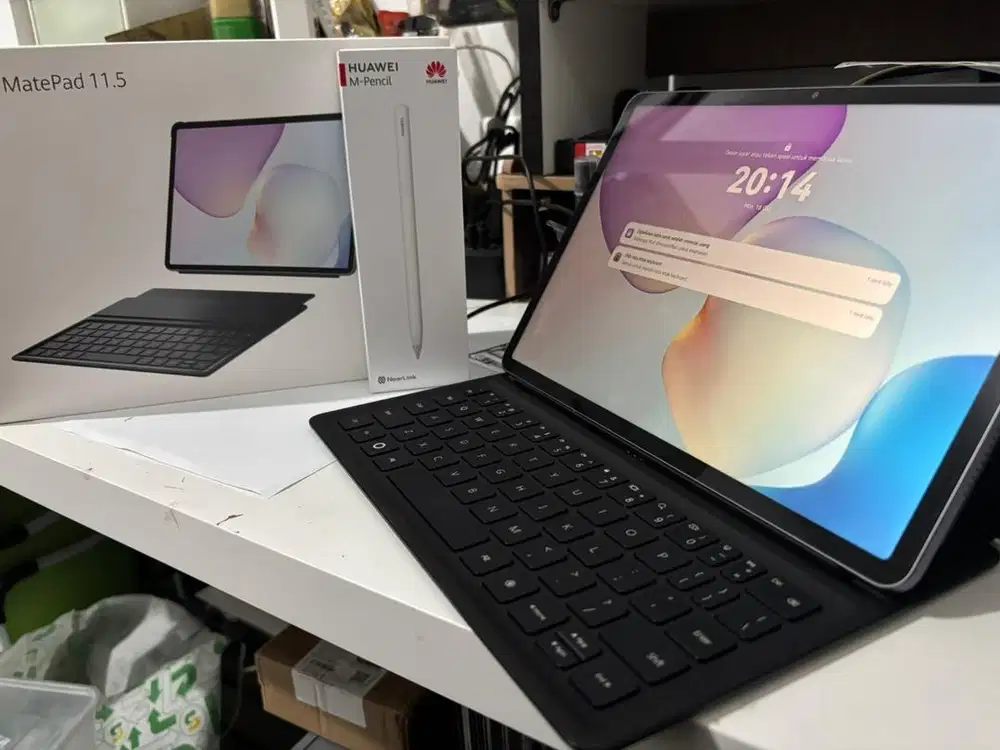 FOR SALE — HUAWEI MATEPAD 11.5 + KEYBOARD + M-PENCIL
