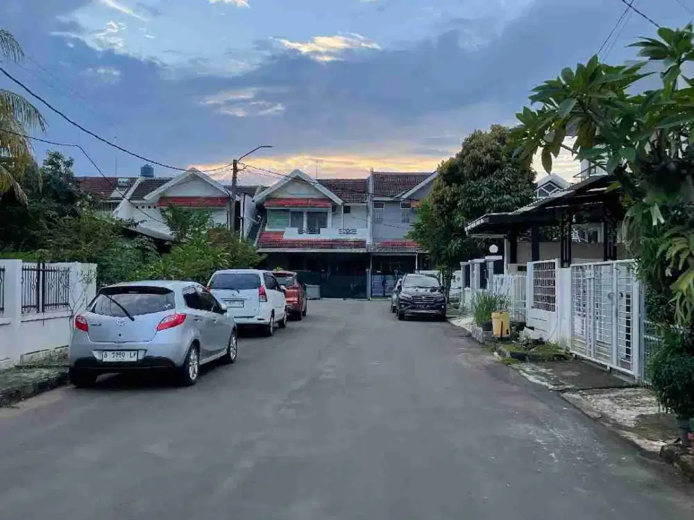 DIJUAL RUMAH SEKTOR 1 E GADING SERPONG