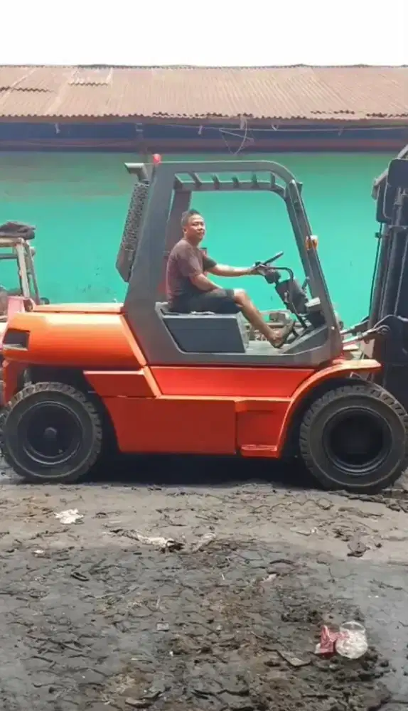 Forklift Toyota 5 Ton 2013