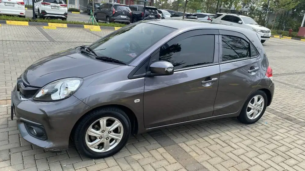 Honda Brio Satya 1.2 E CVT