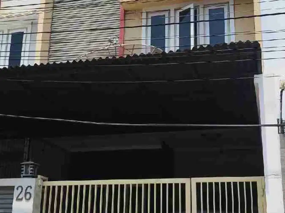 DIJUAL RUMAH BAGUS. RAPIH SIAP HUNI 3 LANTAI DI GROGOL PETAMBURAN, JAKARTA BARAT