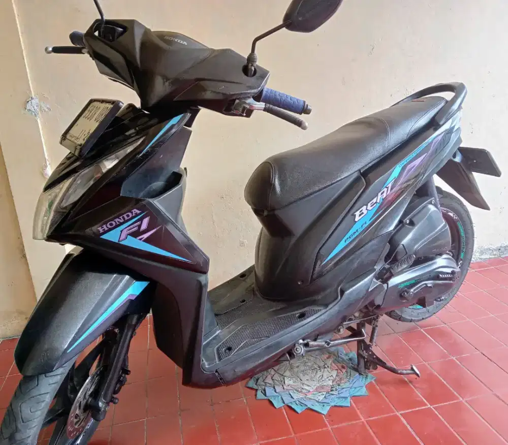 Honda Beat Fi 2013 Hitam ori mulus mantap siap pakai..