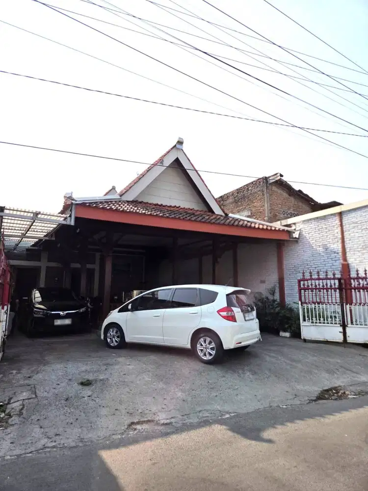 Ruang Usaha Cocok Untuk Resto dekat Gedung DPRD Baru