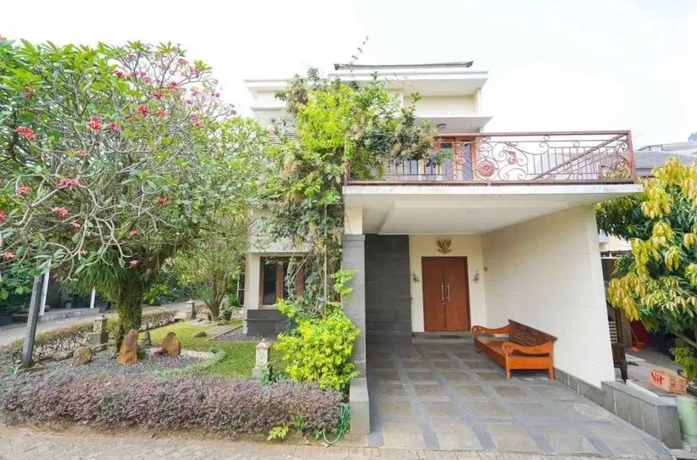 Dijual Rumah 2 Lantai Posisi Hook di Dalam Cluster Cibubur Country