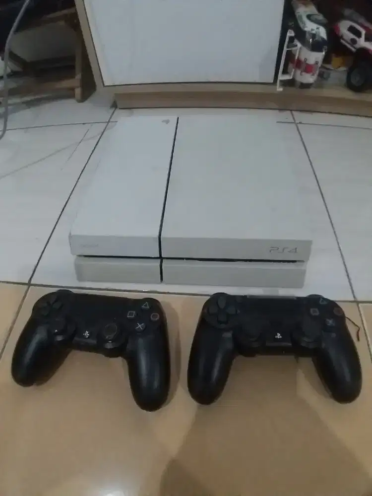 Ps4 500gb fw ori fullgame digital lengkap mulus bisa TT