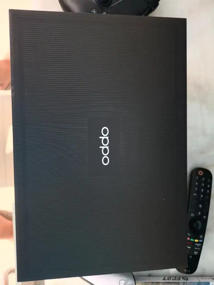 Oppo find x9 ultra 1 tb free travel kit d charger
