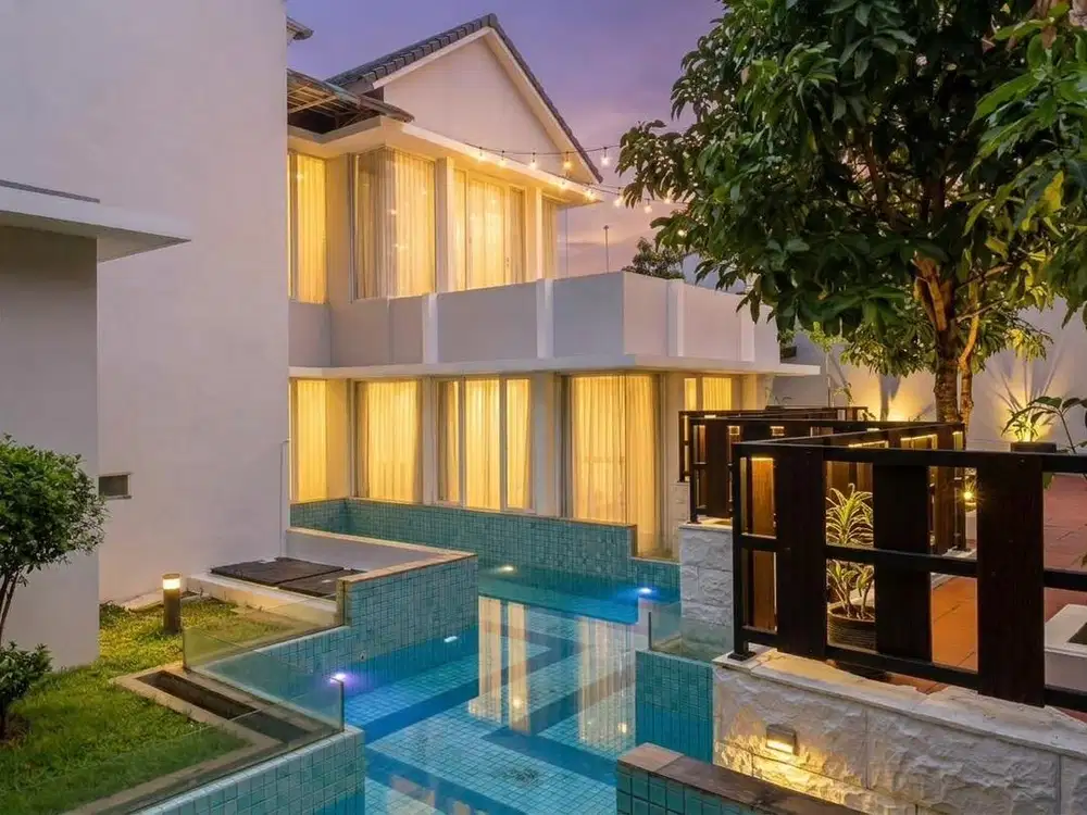 Dijual Rumah Mewah Ada Kolam Renang Pribadi di Citra Gran Cibubur