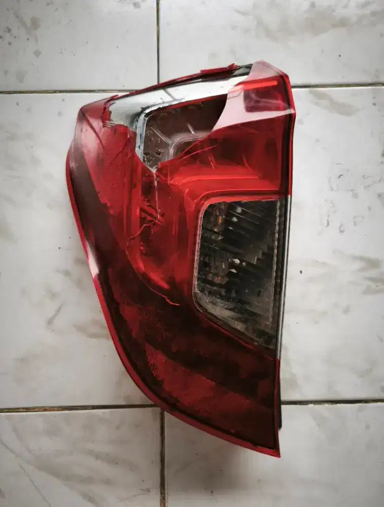 STOPLAMP JAZZ GK5 ORIGINAL PECAH