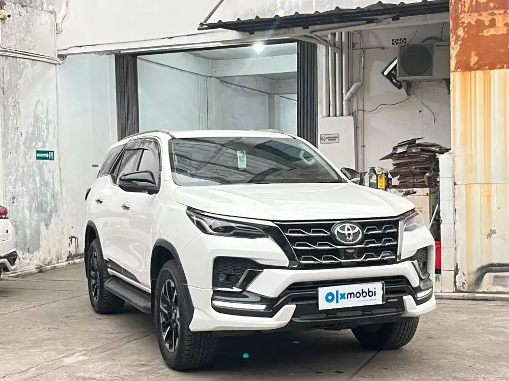 FORTUNER 2.4 VRZ GR AT 2021