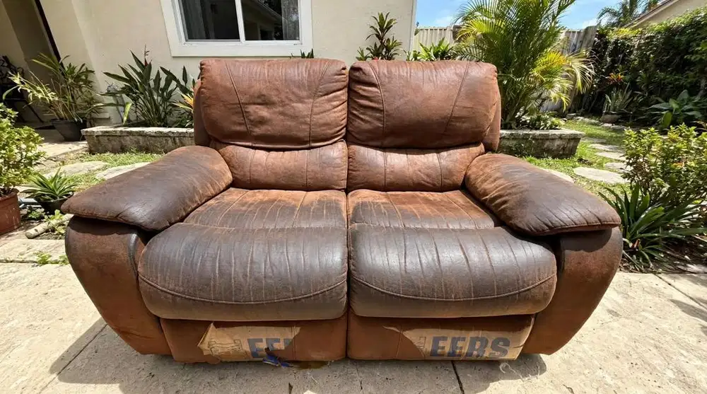 Sofa informa 1 set
