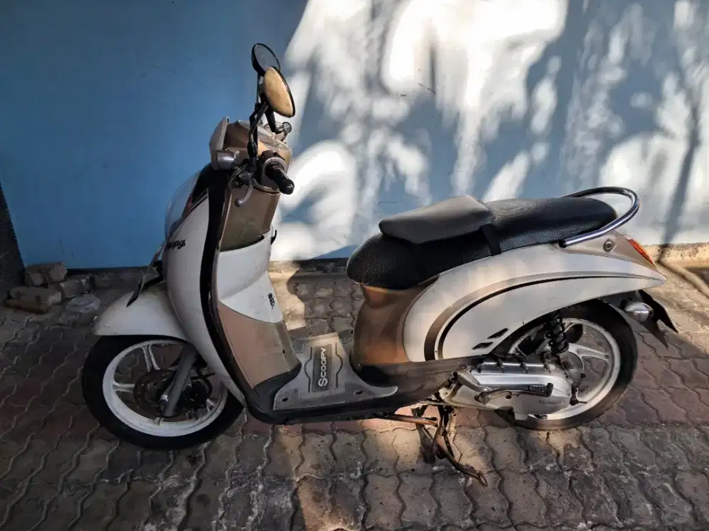 2011 HONDA SCOOPY KARBURATOR 2011