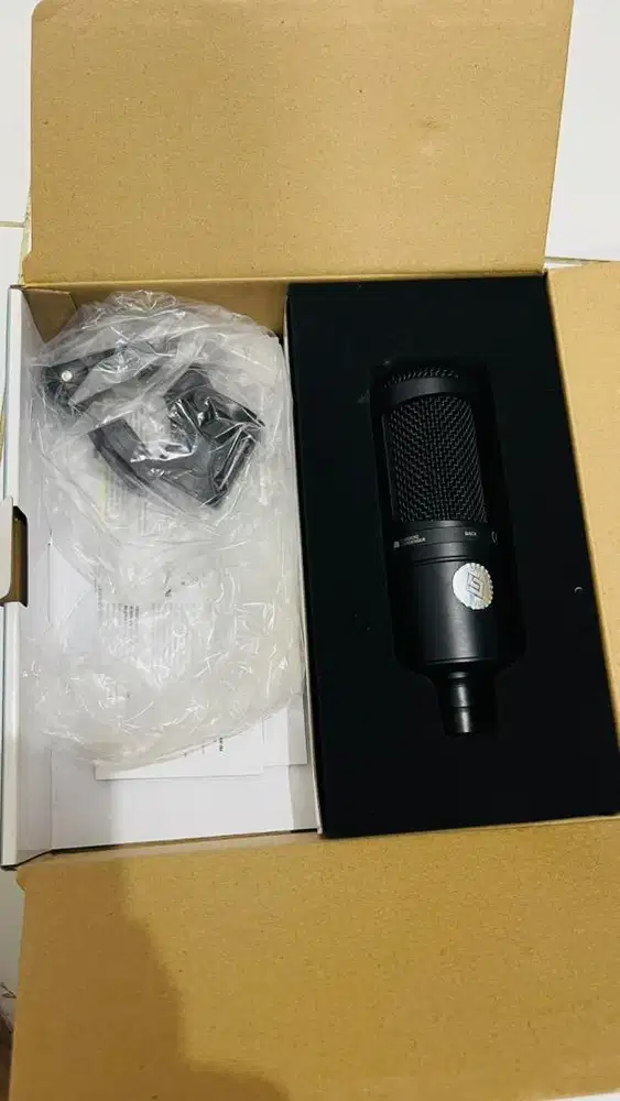 AT 2020 Audio Technica Mic Condensor