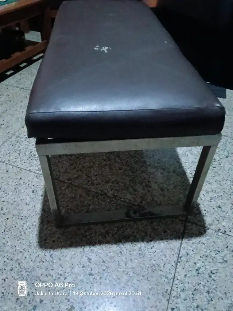 Sofa ex ruangan office
