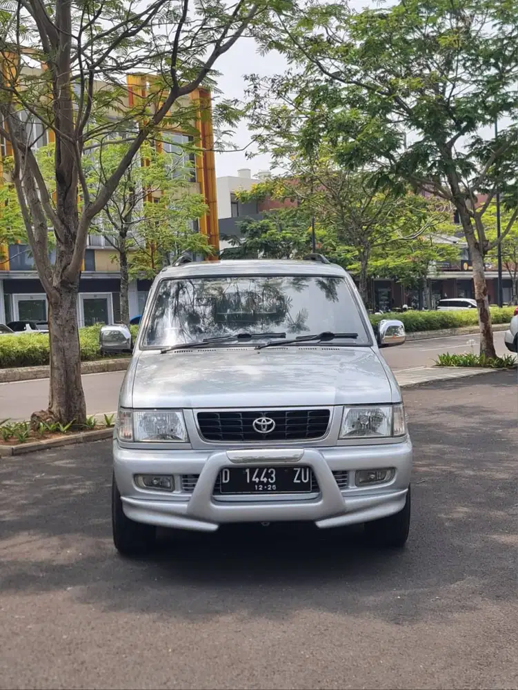 TOYOTA KIJANG LGX 2.0 BENSIN MATIC-AT JARANG ADA