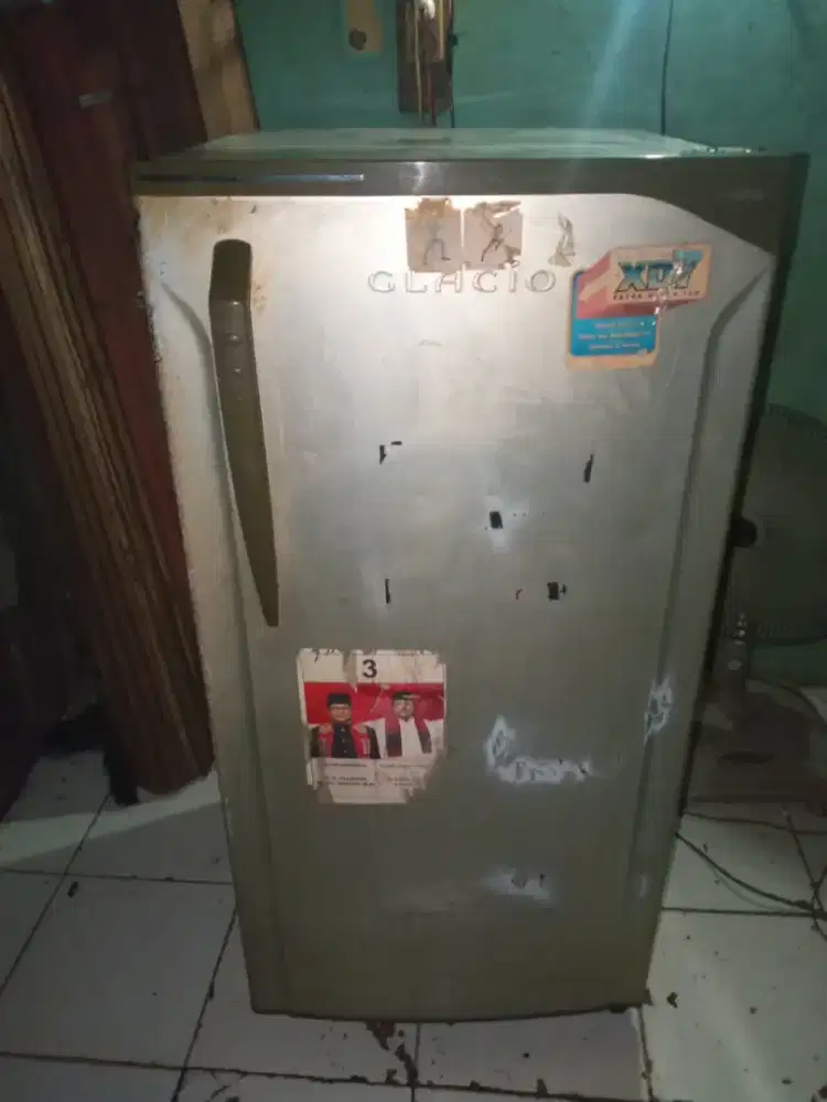 KULKAS 1 PINTU TOSHIBA GLACIO