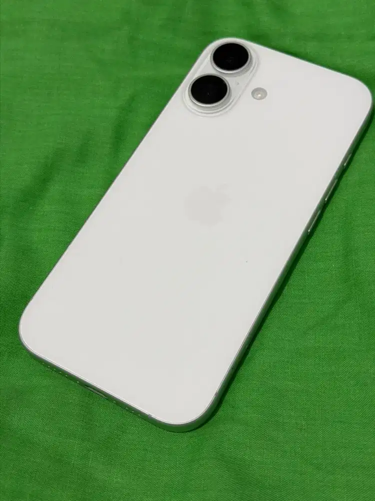 JUAL iPhone 17 Basic 256GB - BH100% - Garansi IBOX - Full Set Like New