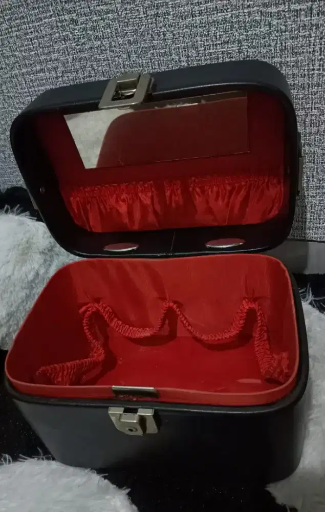 Tas kosmetik vintage