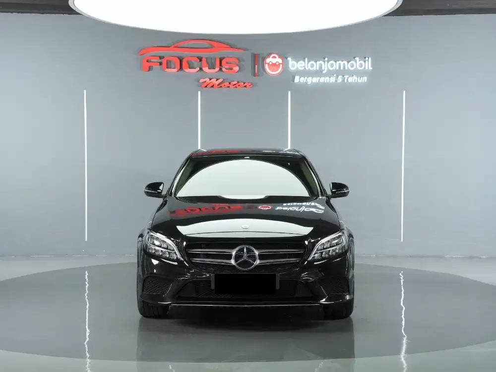 Mercedes Benz Mercy C180 C 180 W205 AMG Line Hitam 2019 Low KM Antik