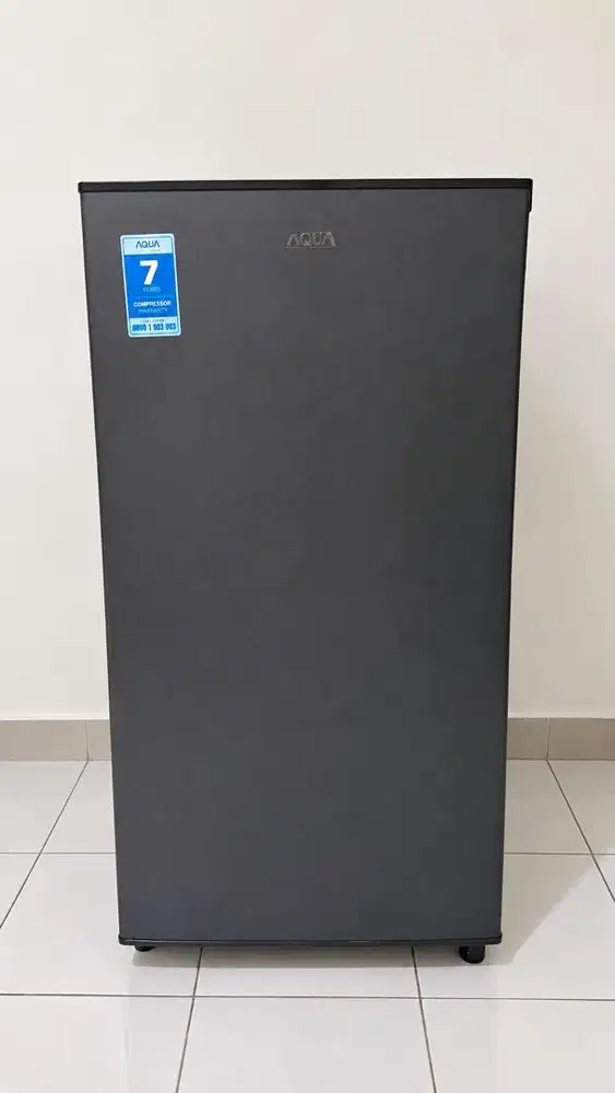 Kulkas AQUA Japan AQR-D191 1 Pintu Bekas Normal