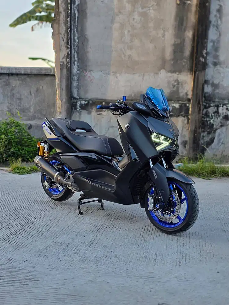 Yamaha Xmax Connected 2024