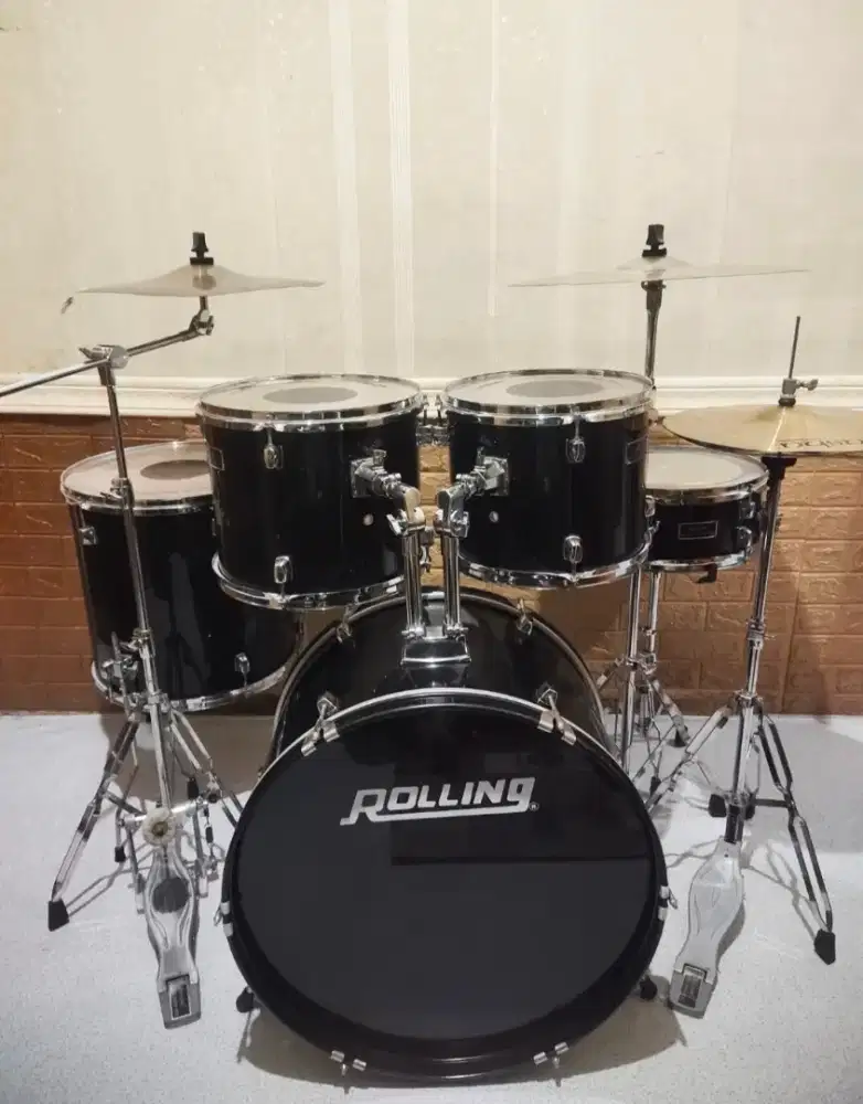 Drum set ROLLING komplit dengan Simbal