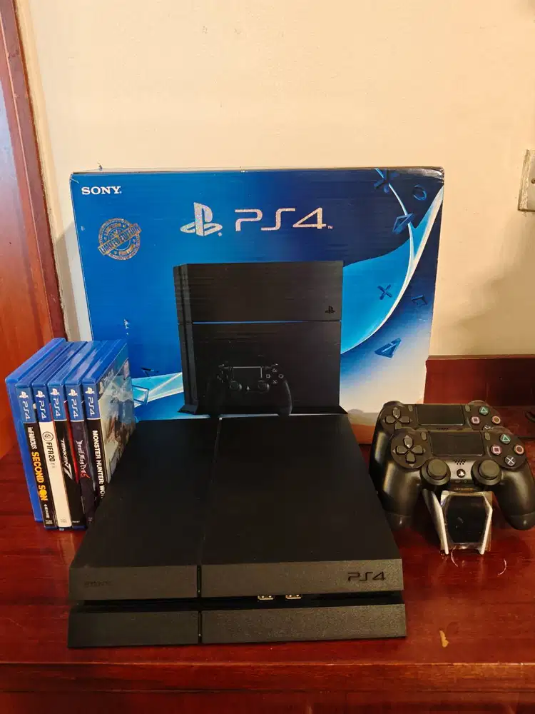 PS4 FAT 500GB ORIGINAL (OFW - BISA ONLINE)