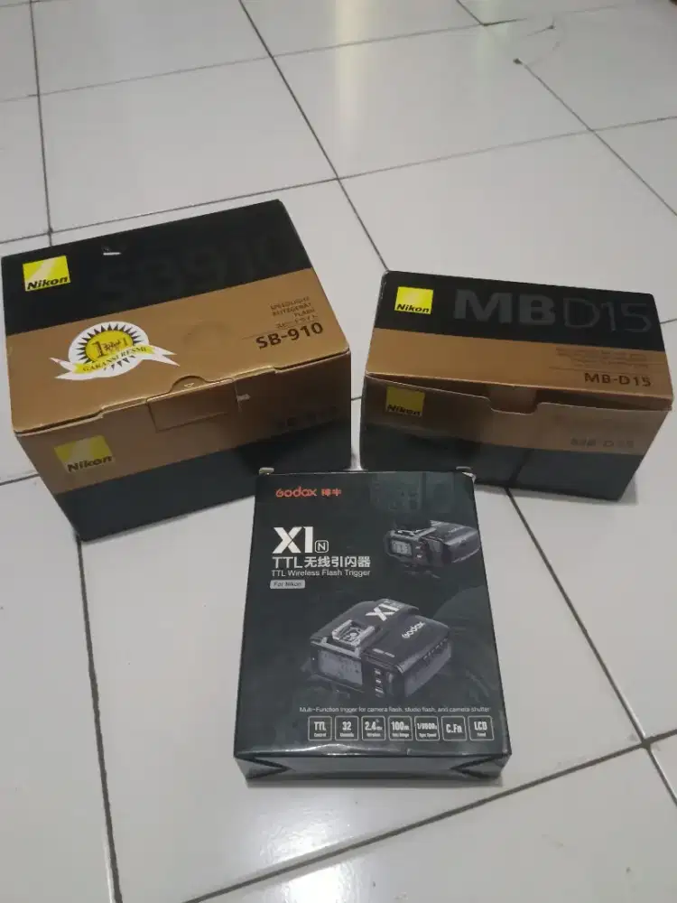 AKSESORIS NIKON D7200 (BISA NEGO)