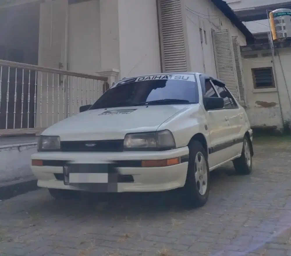 Daihatsu charade classy 95