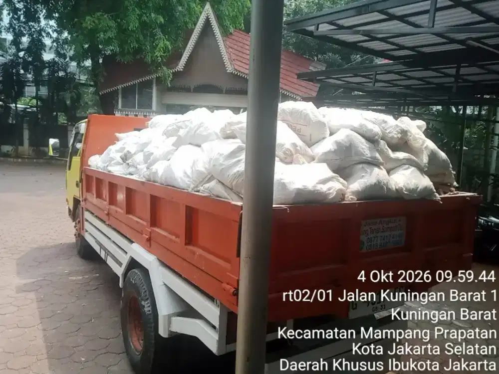 Jasa buang puing dan sampah proyek