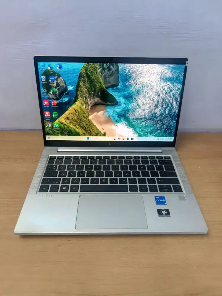 Hp Elitebook 630 G9 core i5 1235U gen 12 Ram 8GB SSD 256GB 13.3 Fhd