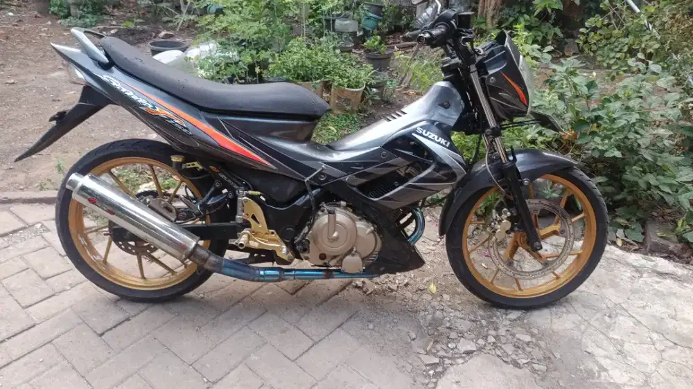 Suzuki Satria fu ckd