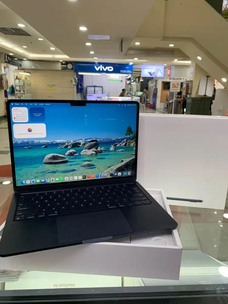 Macbook Air M2 16/256 Gb Midnight Resmi ibox bh 100%
