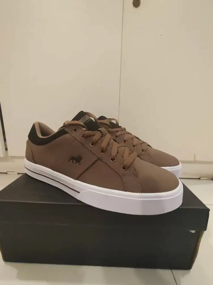 Lonsdale Latimer Brown size 45