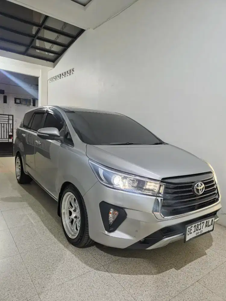 Innova Reborn V Diesel Matic 2021